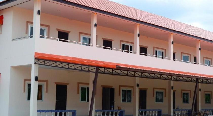 The Phant Hotel Surin Exterior photo