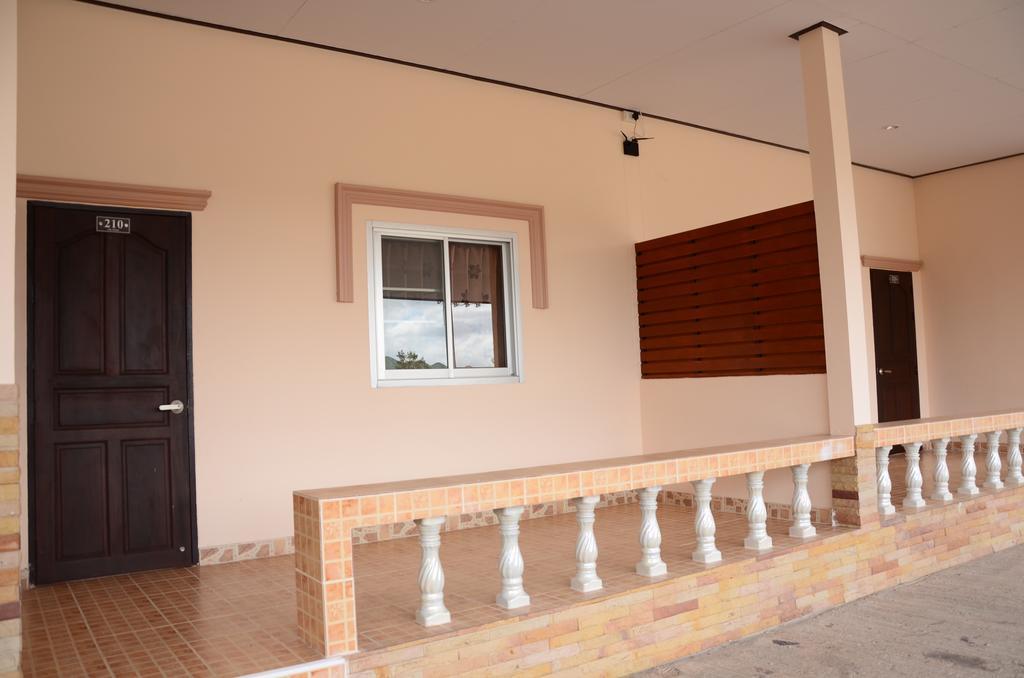 The Phant Hotel Surin Exterior photo